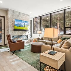 Chill Ski In/Out Condo 103