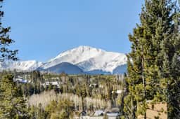 Rendezvous Mountain Chalet 135