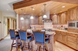 Slopeside Trademark Villa 90