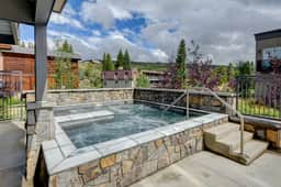 Hideaway Station Loft 206