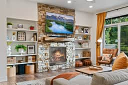 Hideaway Station Loft 106