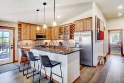 Grand Park Cozens Pointe Condo G-301