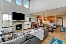 Rendezvous Aspen View Chalet 7