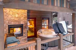 Basecamp Ski In/Out Villa 456