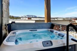 Grand Park Meadow Creek Condo E-201