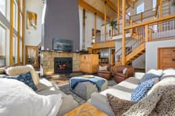 Pole Creek Golf Club Home 2940