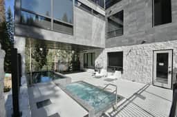 Chill Ski In/Out Condo 102