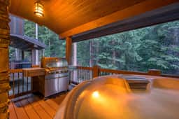Basecamp Ski In/Out Villa 464