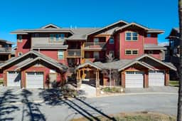 Grand Park Cozens Pointe Condo H-201