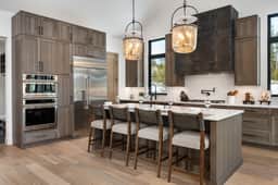 Pole Creek Luxury Home 739