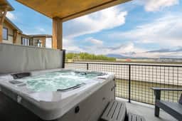 Grand Park Meadow Creek Condo F202
