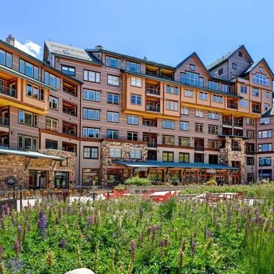 Zephyr Ski In/Out Condo 2507