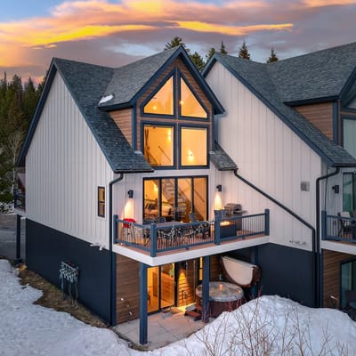 Slopeside Villa 125