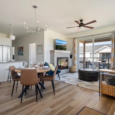 Sunnyside Flats Luxury Condo 321 6