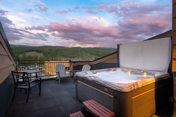 Arrow Rooftop Villa 262