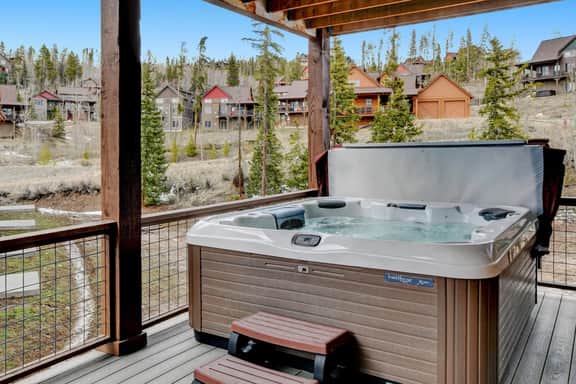 Rendezvous Lookout Point Chalet 39