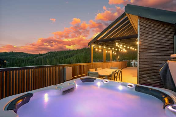 Row Roof Top Loft 49