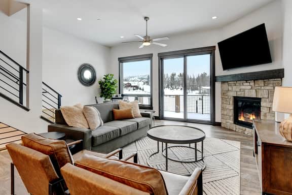 Grand Park Hay Meadow Villa 38