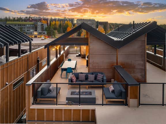 Row Roof Top Loft 21