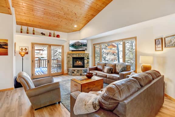 Slopeside Village Chalet 100