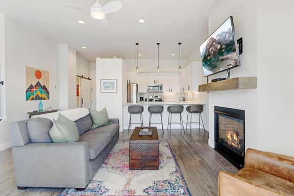 Hideaway Station Loft 4