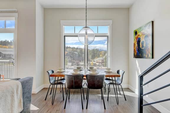 Hideaway Station Loft 4