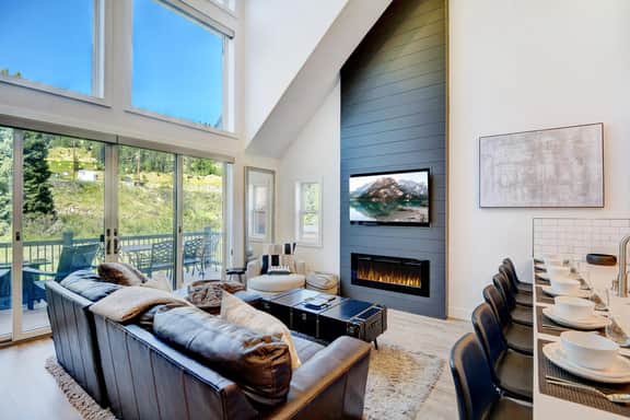Slopeside Villa 125