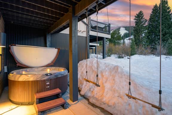 Slopeside Villa 125