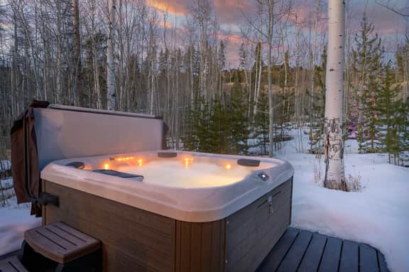 Rendezvous Campfire Cabin 120