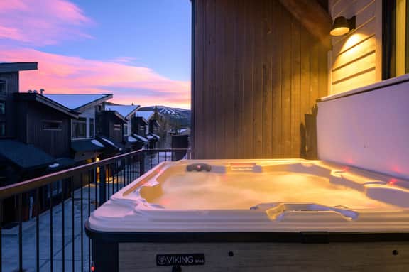 Bear Trail Chalet 366