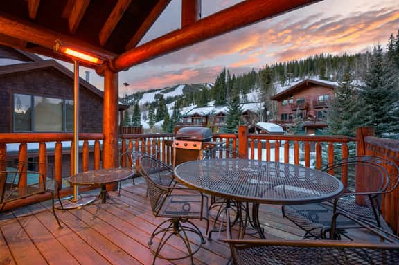 Slopeside Village Chalet 106
