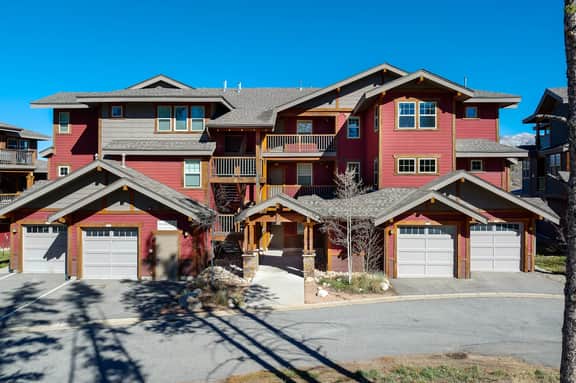 Grand Park Cozens Pointe Condo H-201