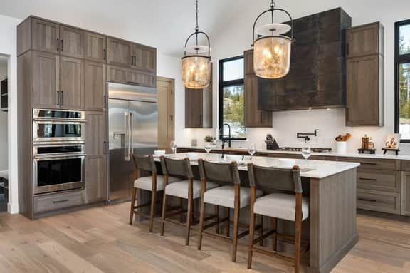 Pole Creek Luxury Home 739