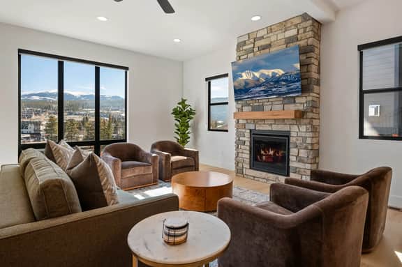 Whistlestop Villa 165