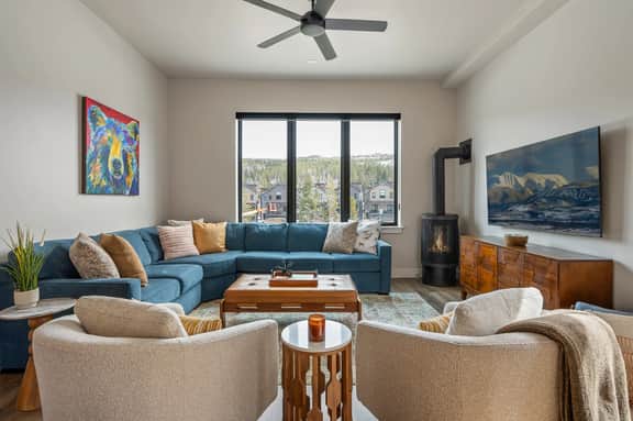 Row Roof Top Loft 57