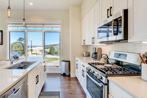 Hideaway Station Corner Loft 2
