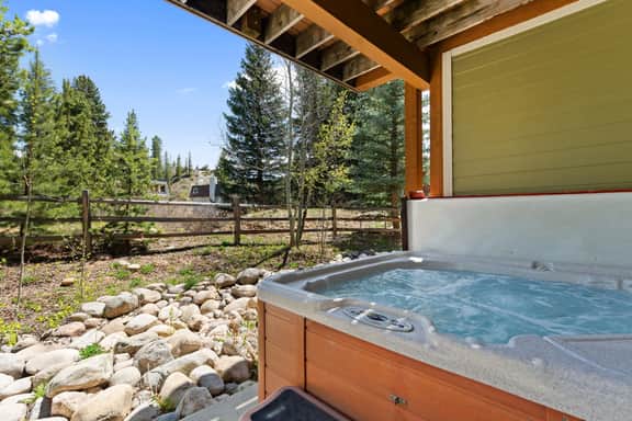Telemark River Front Villa 522