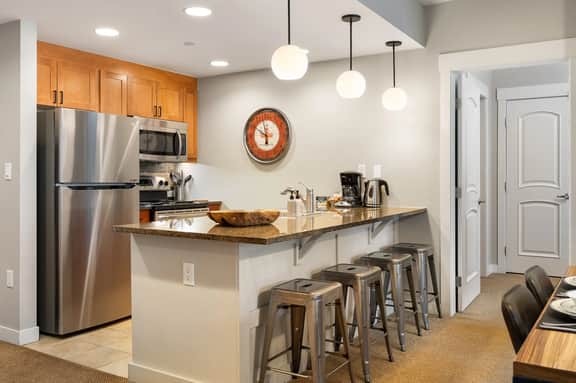 Founders Pointe Ski In/Out Condo 4549 - Image 3