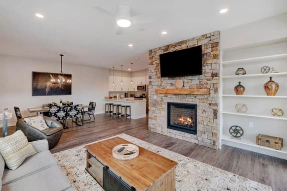 Hideaway Station Loft 208