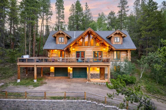 Mountain View Log Home