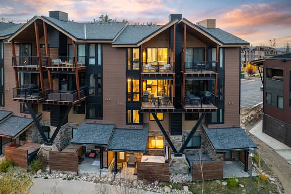 Arrow River Front Villa 244