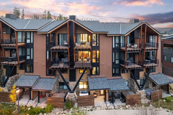 Arrow River Front Villa 242