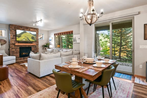 Trailhead Lodge Condo 613