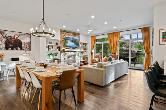 Hideaway Station Loft 106
