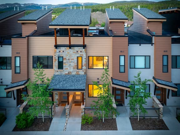 Arrow Rooftop Villa 254