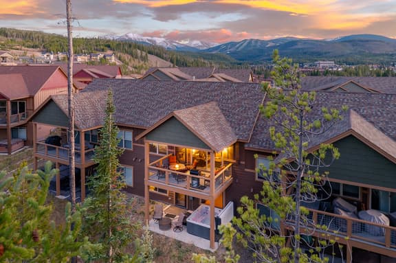 Rendezvous Lookout Point Chalet 123