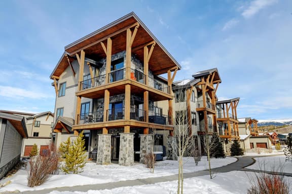 Grand Park Meadow Creek Condo E-203