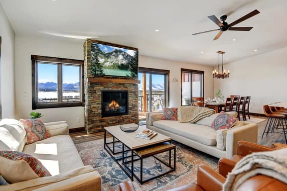Waterside Villa 8B