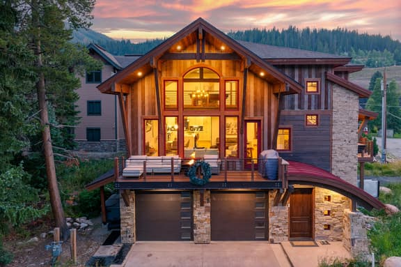 Slopeside Custom Mountain Chalet