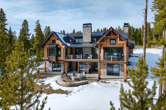 Pole Creek Luxury Home 739